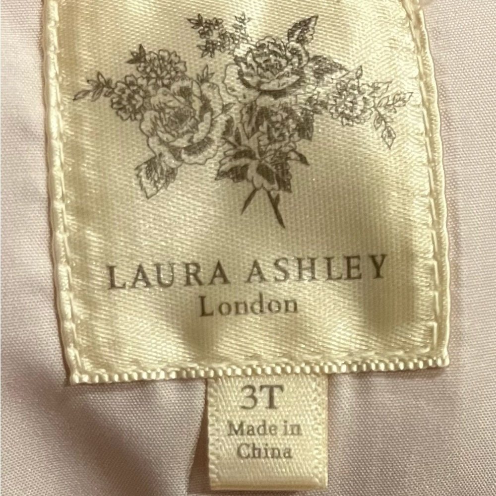 NWOT- BUNDLE OF Laura Ashley Dresses- Size 3T - Picture 4 of 16